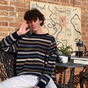 Large men’s sweater SOLD